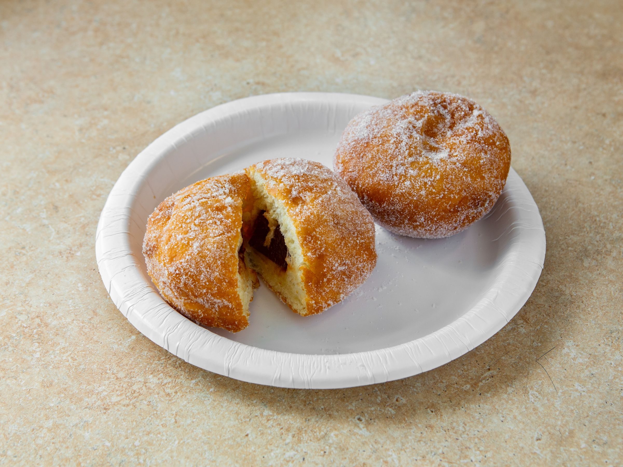 Za's Bolas.